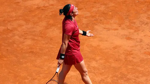 Roland Garros needs to 'try more' to boost women's prime time tennis | SuperSport