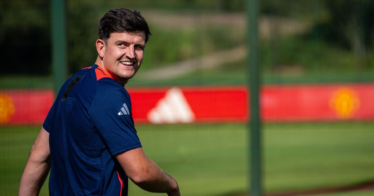 Man Utd make decision on selling Harry Maguire as Erik ten Hag pursues two defenders