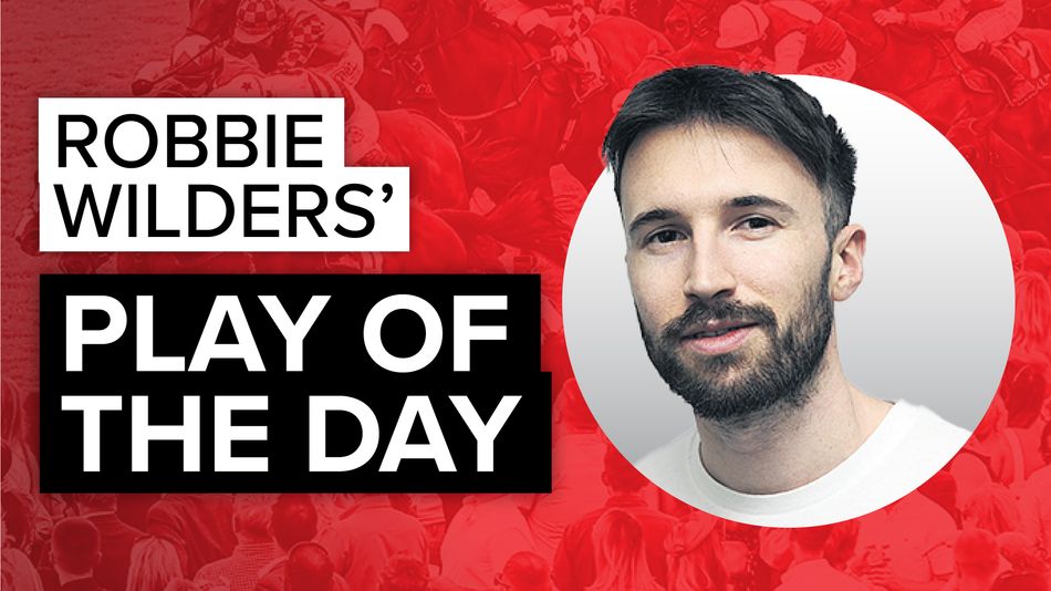 Robbie Wilders' play of the day at Kempton