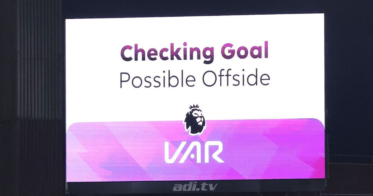 Premier League managers 'block refs from explaining VAR calls in stadiums'