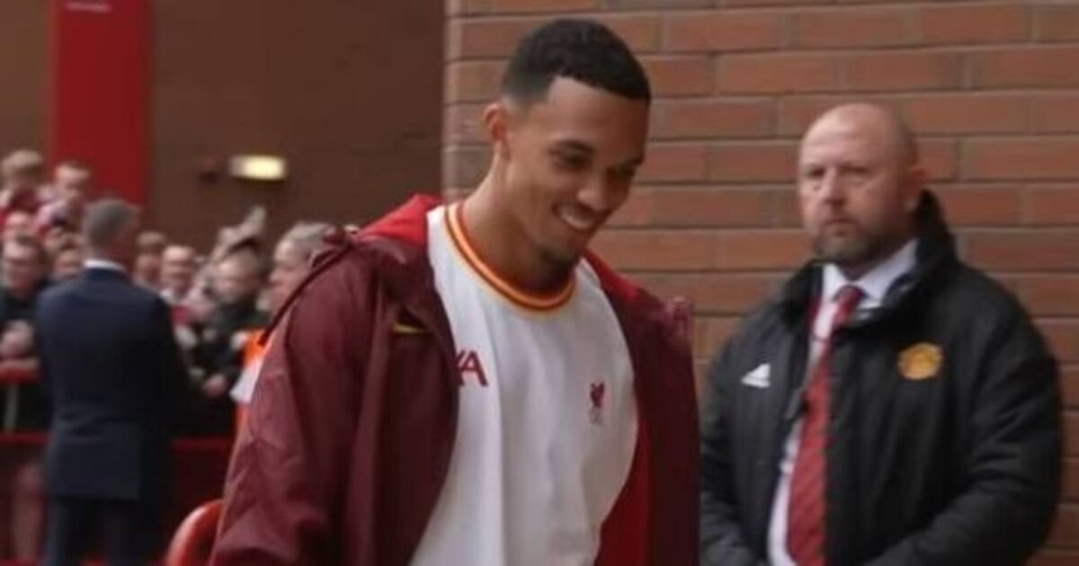 Liverpool fans loved Trent Alexander-Arnold's reaction to Old Trafford on tunnel cam