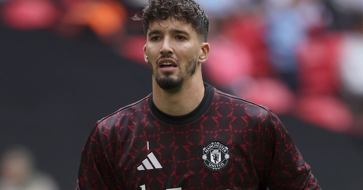 Altay Bayindir comments before Man Utd vs Barnsley speak volumes about keeper