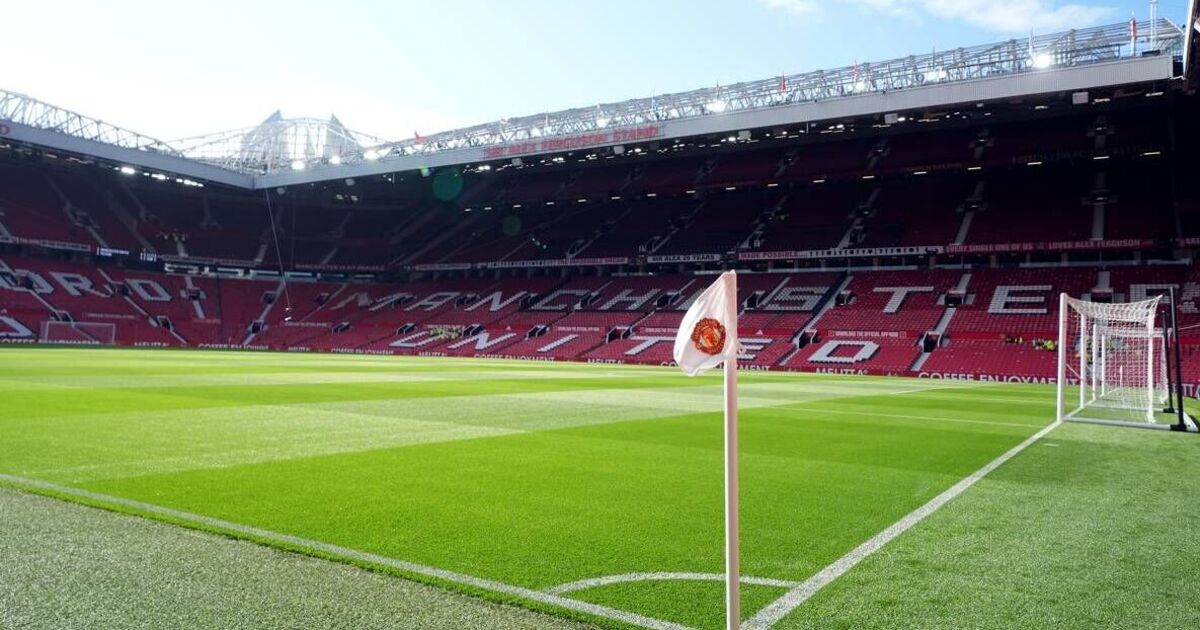 Manchester United to ask 500k fans for their views on Old Trafford's future