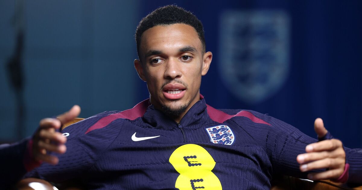 Trent Alexander-Arnold won't determine career by silverware as he shares Eberechi Eze chat