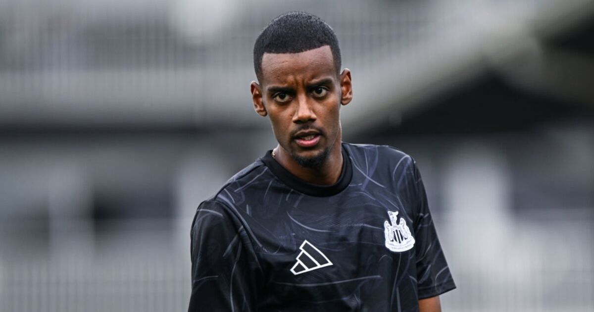 Alexander Isak to Arsenal takes twist after 'two contract demands' revealed