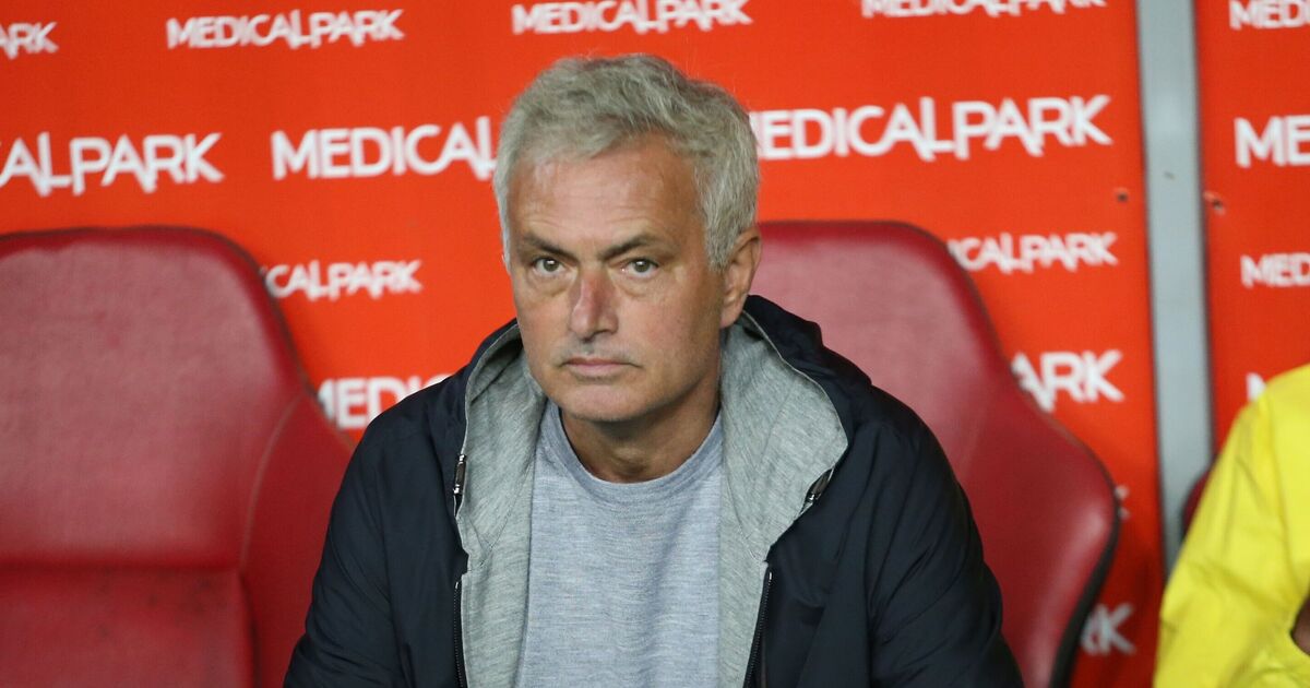 Jose Mourinho 'eating same meal every evening at £1k-a-night Istanbul hotel'