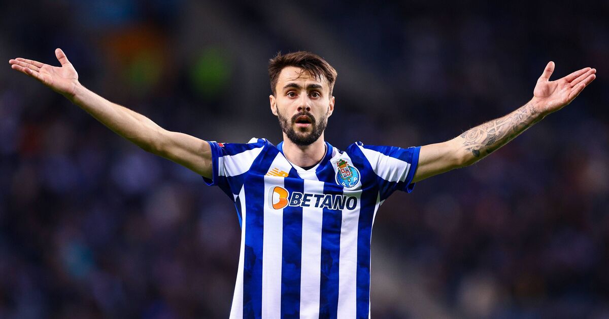 Arsenal's Fabio Vieira plan emerges as Porto speak out after private jet rumours